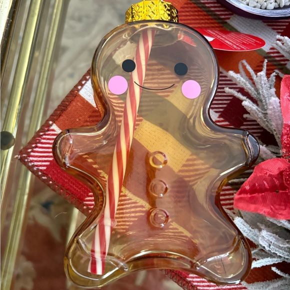Festive Gingerbread Man Sipoer with straw heavier glass 9.3 oz,capacity bronze. - Picture 3 of 3